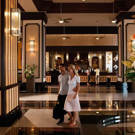 Hotel Riu Emerald Bay-2