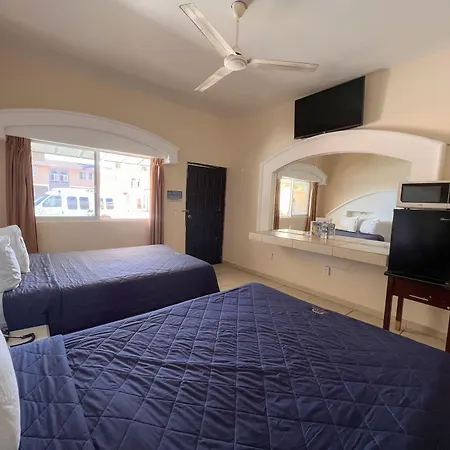 Hotel Oasis-2