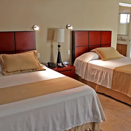 Los Pinos Casa-Habitacion-3