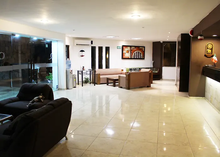 Hoteles En MazatlanQuijote Inn